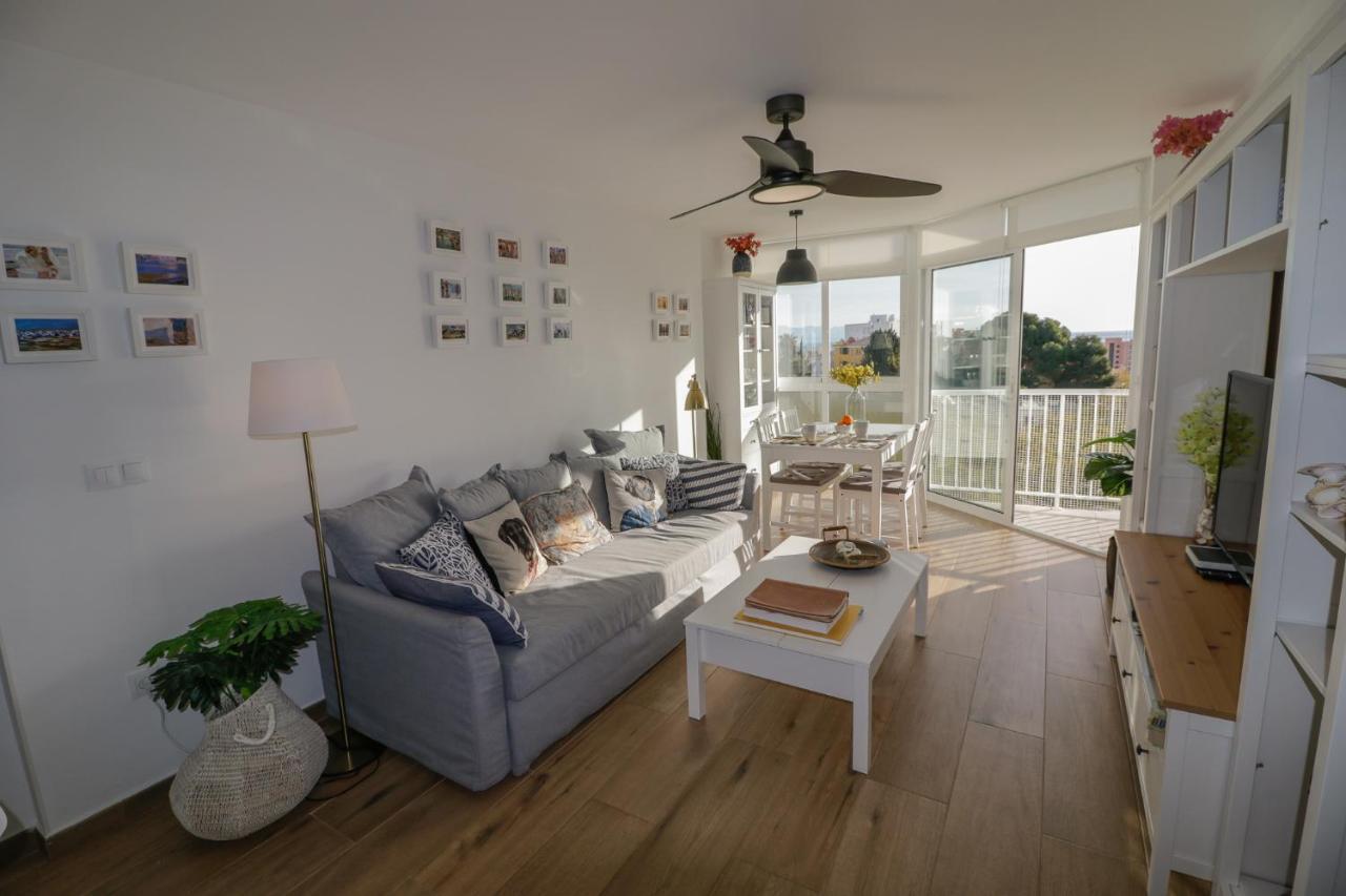 New, Sunny, Near The With Sea Views Lejlighed Benalmádena